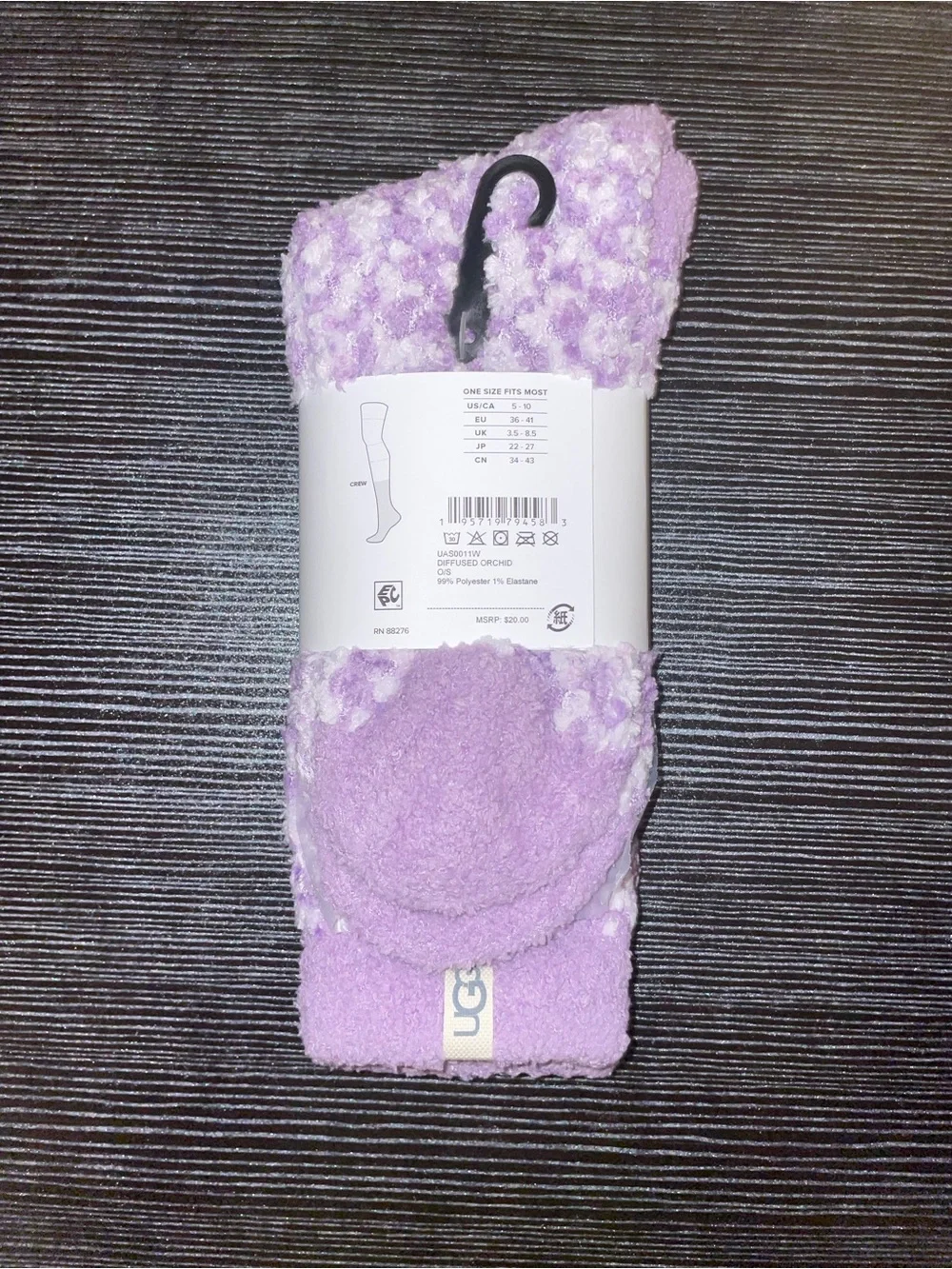 UGG Women’s Cozy Chenille Casual Crew Socks - Fits Size 5-10